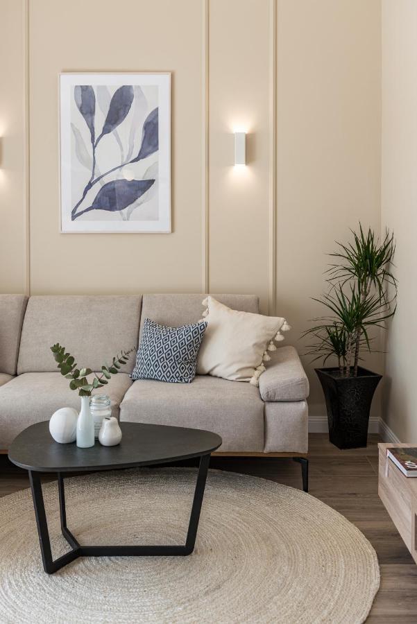 Apartment Boro 4 *